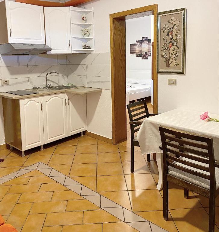 Arlind'S Apartaments Wlora Zewnętrze zdjęcie
