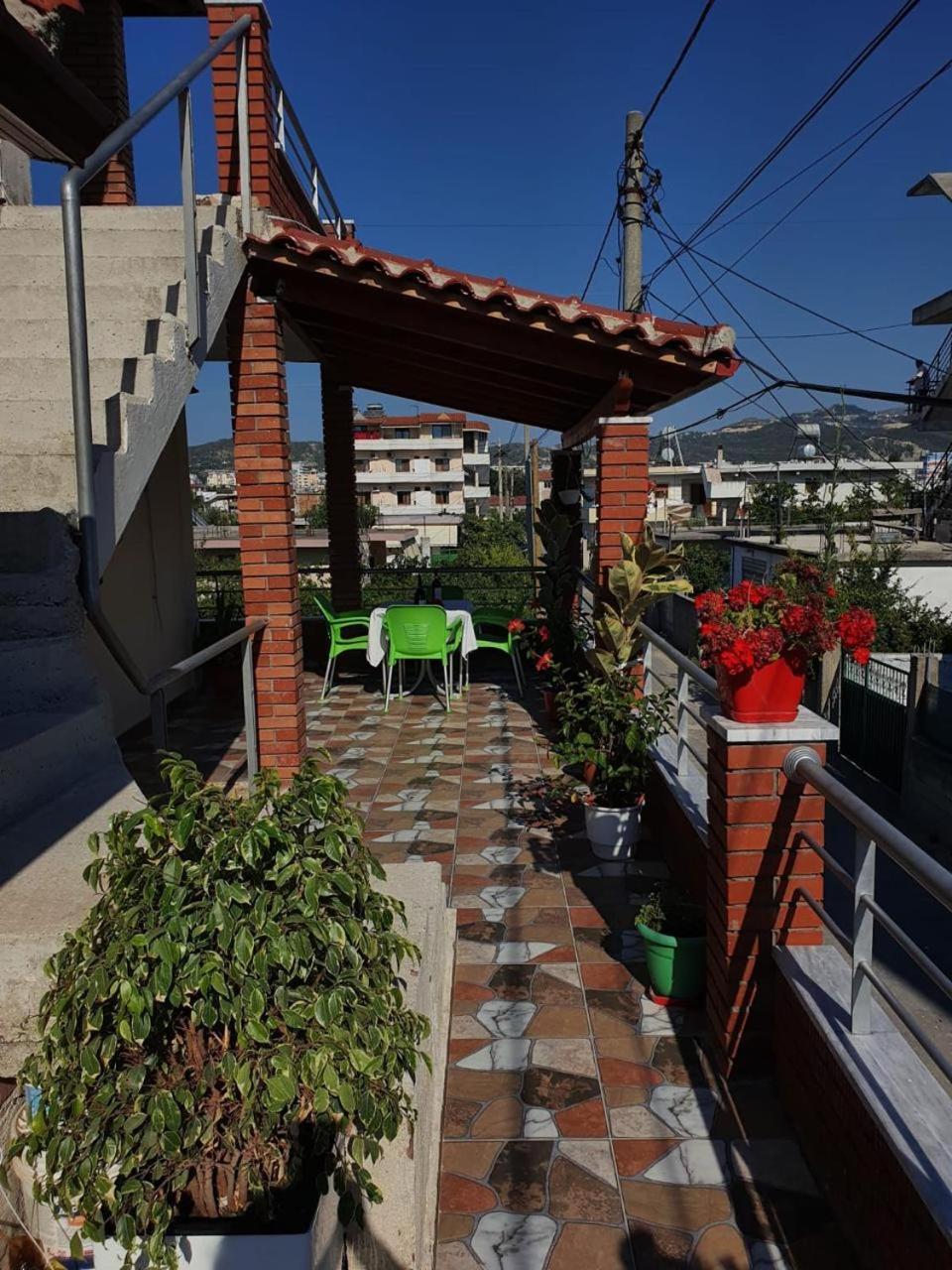 Arlind'S Apartaments Wlora Zewnętrze zdjęcie