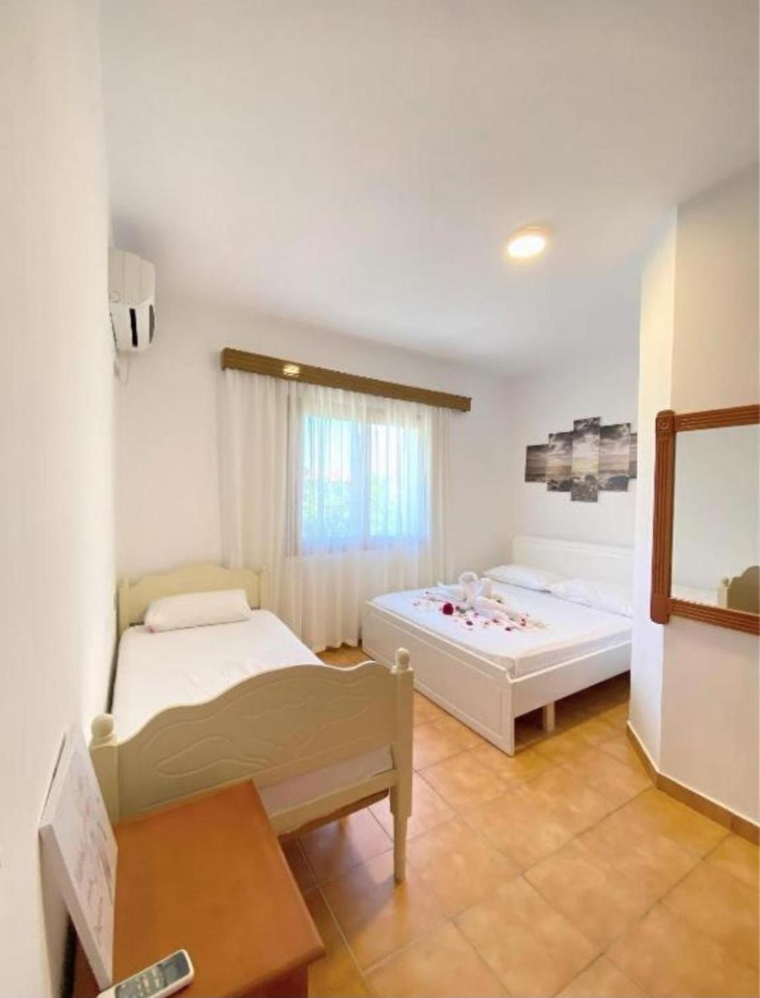 Arlind'S Apartaments Wlora Zewnętrze zdjęcie
