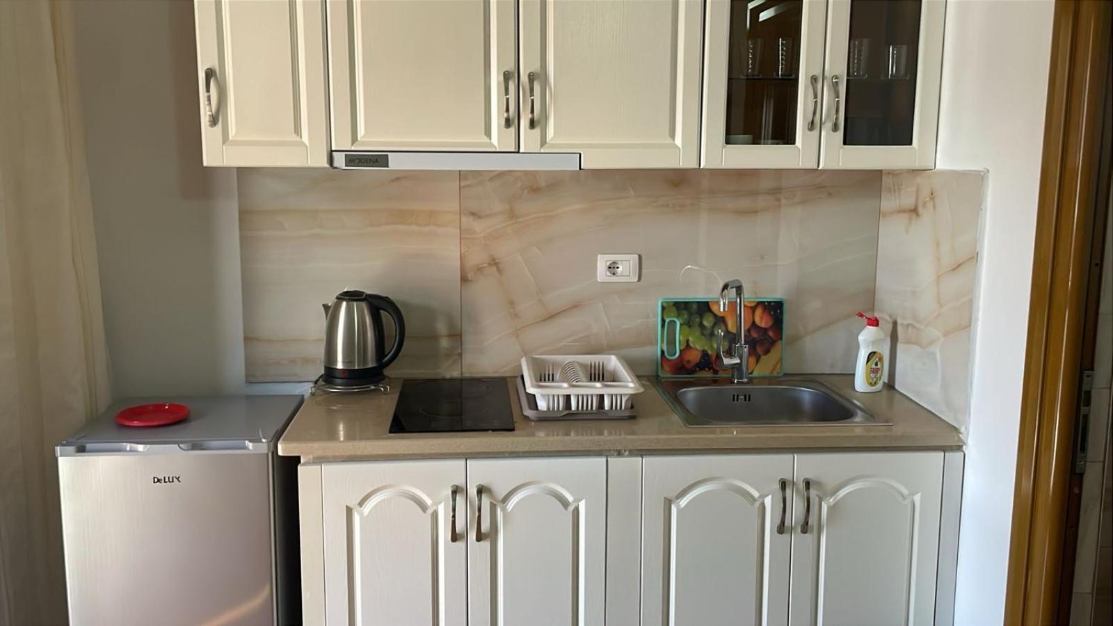 Arlind'S Apartaments Wlora Zewnętrze zdjęcie